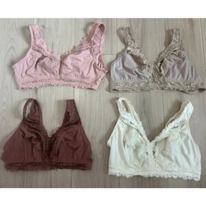 Bundle of Breezies Soft Support Wirefree Bra 1X